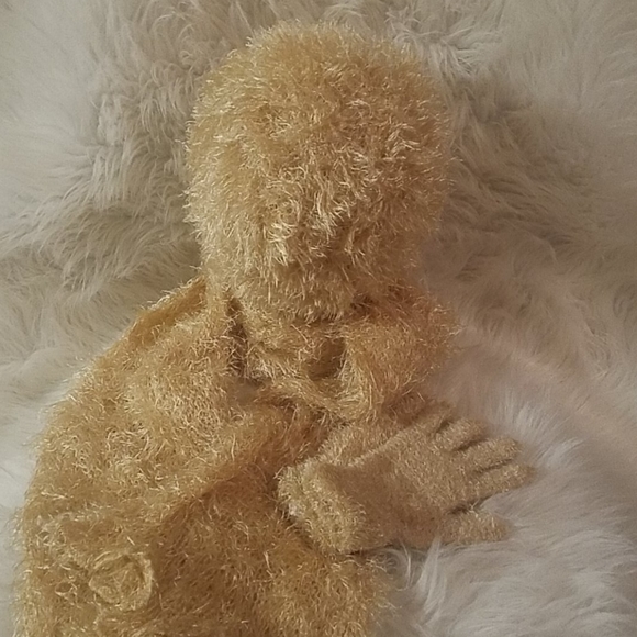 GOLD MAGIC SCARF THREE PIECE SET - Picture 5 of 8